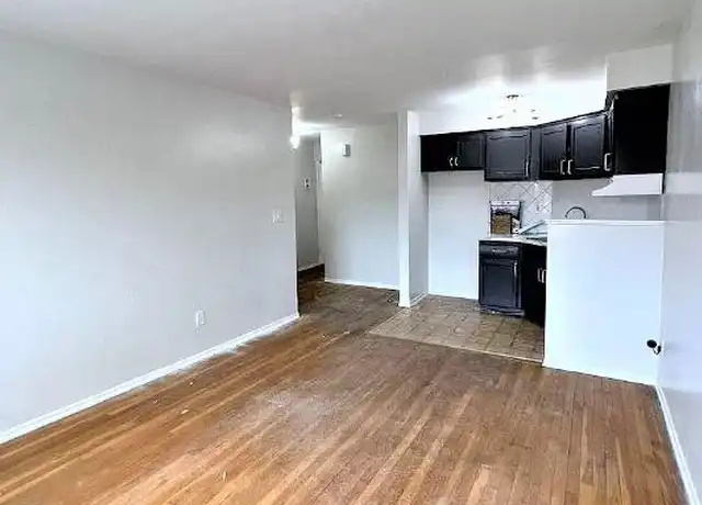 Property at 633 Nye Ave Unit C2, Irvington, NJ, 07111, 2 beds, 1 bath, [object Object]
