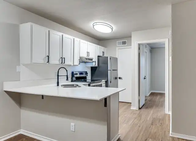 Property at Crest River District Apartments - 124 Roberts Cut Off Rd, Fort Worth, TX, 76114, 1-2 bed, 1 bath, [object Object]