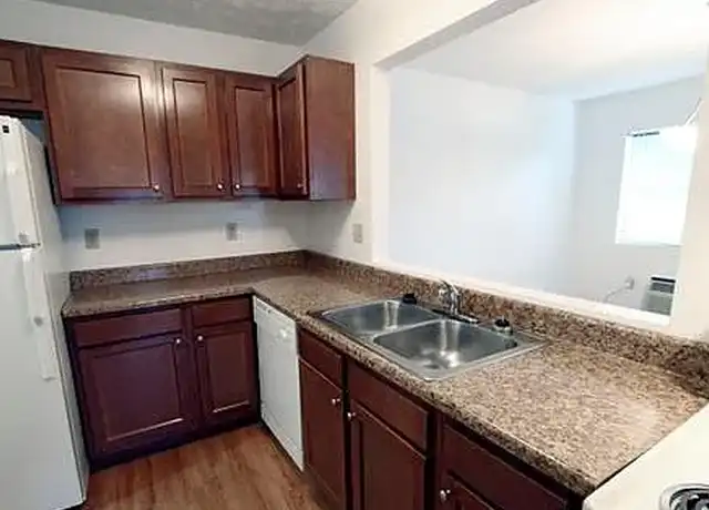 Property at Cedar Brook - 1270 South Ave, Barberton, OH, 44203, 1-2 bed, 1-1.5 bath, [object Object]