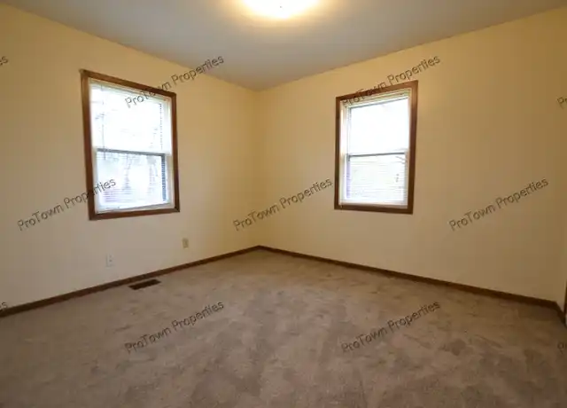Property at 8 Girard Blvd, Joliet, IL, 60433, 2 beds, 1 bath, [object Object]