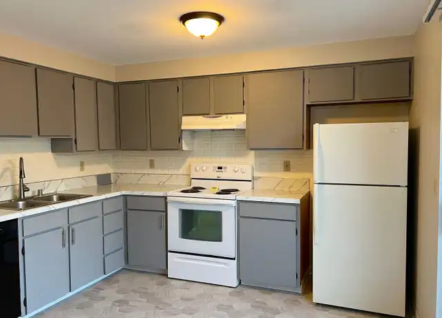 Property at CCH5114--Apple Knoll Townhomes - 5114 NE 34th St, Vancouver, WA, 98661, 2 beds, 2 baths, [object Object]