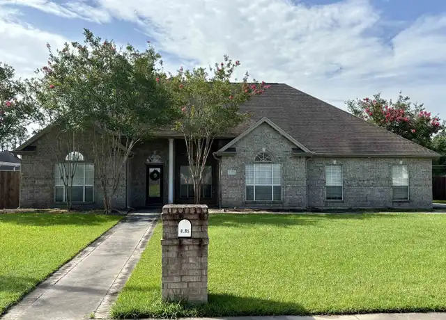Property at 6395 April Ln, Lumberton, TX, 77657, 3 beds, 2 baths, [object Object]