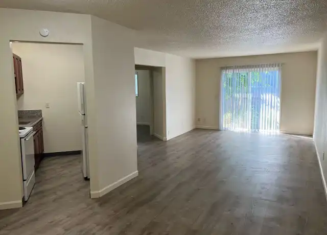 Property at 166 NE 162nd Ave Unit 10, Portland, OR, 97230, 2 beds, 1 bath, [object Object]