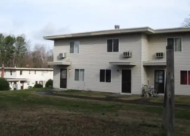 Property at 802 Monticello Dr, Hopewell, VA, 23860, 2 beds, 1 bath, [object Object]