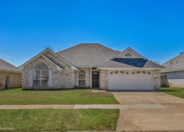 Property at 2212 Beauregard Pl, Bossier City, LA, 71112, 3 beds, 2 baths, [object Object]
