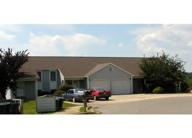 Property at 621 Dover Dr Unit 627, Rolla, MO, 65401, 1 bed, 1.5 baths, [object Object]