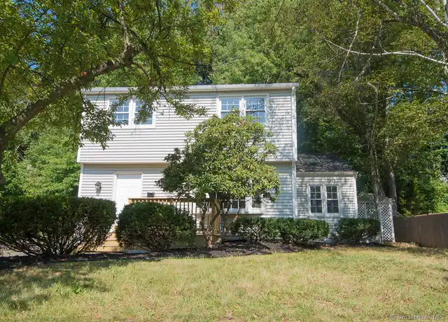 Property at 108 Cortland Cir, West Hartford, CT, 06110, 3 beds, 2 baths, [object Object]