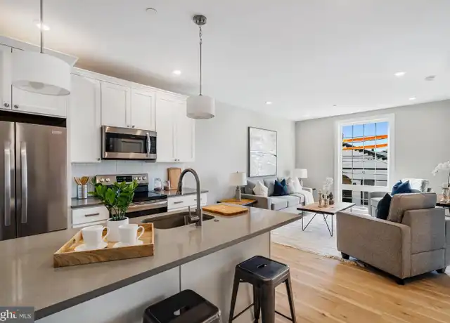 Property at 1935 N 2nd St Unit 303, Philadelphia, PA, 19122, 1 bed, 1 bath, [object Object]