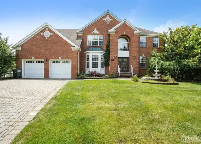 Property at 10 Crestwood St, Piscataway, NJ, 08854, 4 beds, 2.5 baths, [object Object]