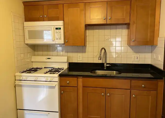 Property at 87R Madison St Unit 2R, Malden, MA, 02148, 1 bed, 1 bath, [object Object]