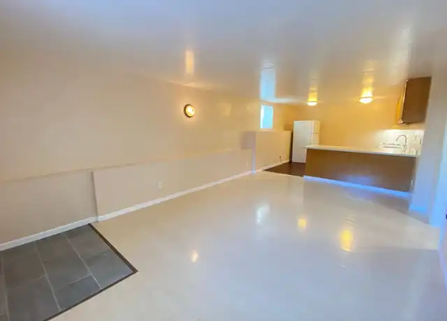 Property at 261 Lester Ave Unit 5, Oakland, CA, 94606, 1 bed, 1 bath, [object Object]