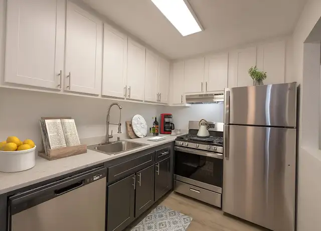 Photo of 575 Matmor Rd, Woodland, CA 95776