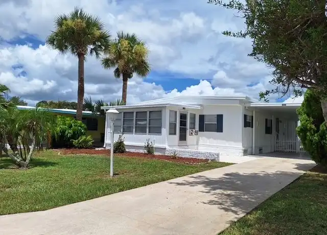 Property at 886 Pecan Cir, Sebastian, FL, 32976, 2 beds, 2 baths, [object Object]
