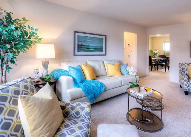 Property at HOMESTEAD APARTMENTS - 443 Sherwood Rd, La Grange Park, IL, 60526, 2 beds, 1 bath, [object Object]