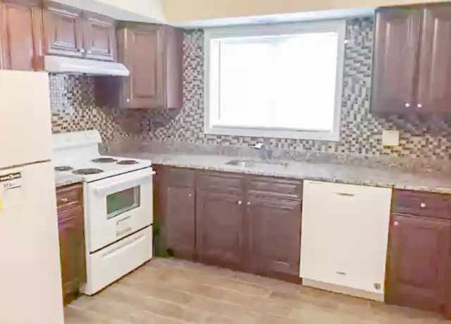 Property at 1418 Carol St Unit 2, Park Ridge, IL, 60068, 2 beds, 1 bath, [object Object]