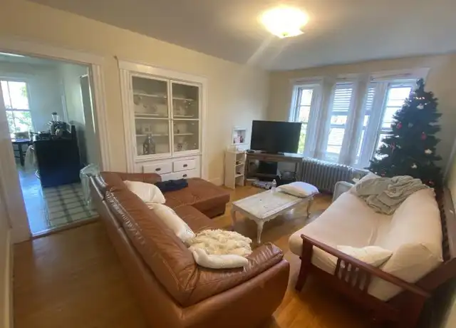 Property at 25 Fairfield St, Cambridge, MA, 02140, 3 beds, 1 bath, [object Object]