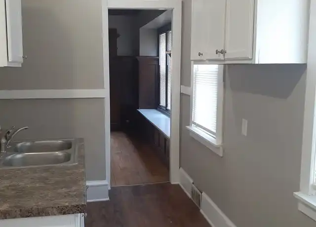 Property at 2507 N 41st St Unit 2507 Lower, Milwaukee, WI, 53210, 3 beds, 1 bath, [object Object]