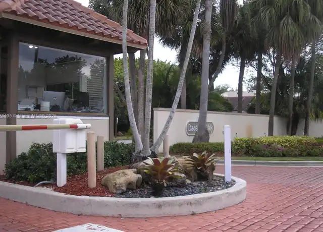 Property at 8129 SW 87th Ter, Miami, FL, 33143, 3 beds, 3 baths, [object Object]