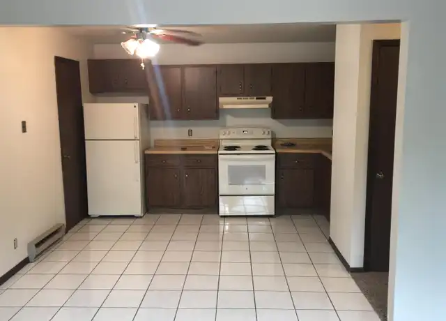 Property at 4334 Kennedy Dr Unit 103, Racine, WI, 53404, 2 beds, 1 bath, [object Object]