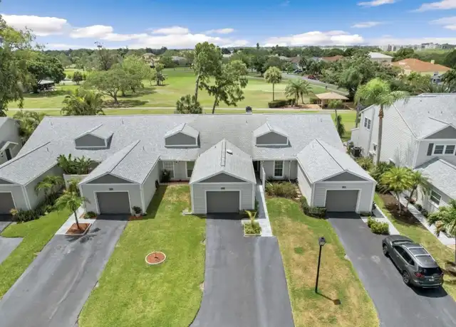 Property at 9394 Westlinks Ter, Seminole, FL, 33777, 2 beds, 2 baths, [object Object]