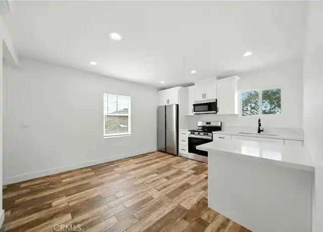 Property at 521 W 78th St, Los Angeles, CA, 90044, 2 beds, 1 bath, [object Object]