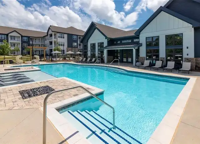 Property at 5617 Oakley Industrial Blvd Unit B1, Fairburn, GA, 30213, 2 beds, 2 baths, [object Object]