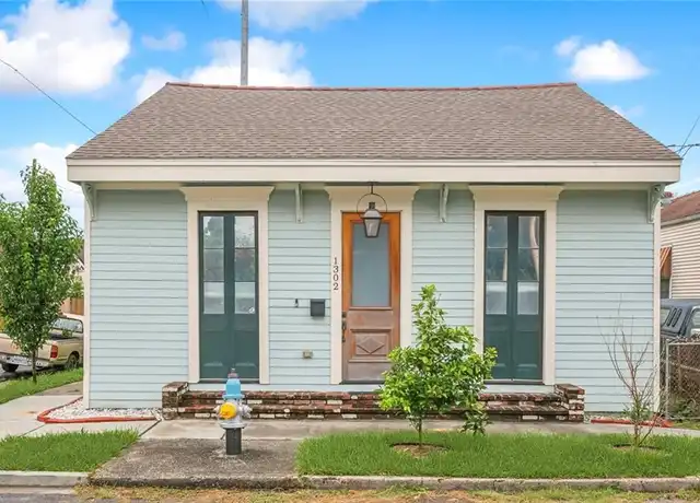 Property at 1302 Cambronne St, New Orleans, LA, 70118, 3 beds, 2.5 baths, [object Object]