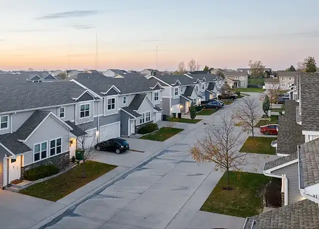 Property at Ledgestone Townhomes - 4864 NE Milligan Ln, Ankeny, IA, 50021, 2 beds, 2 baths, [object Object]