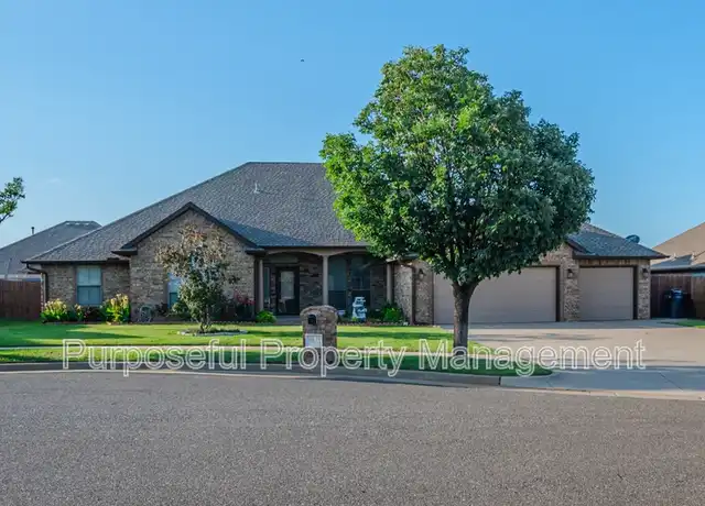 Property at 8833 NW 114th Cir, Oklahoma City, OK, 73162, 3 beds, 2 baths, [object Object]