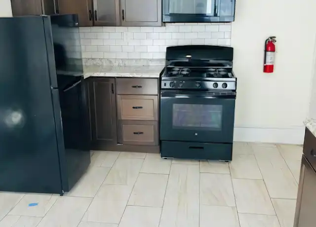 Property at 66 Abbett Ave Apt D, Morristown, NJ, 07960, 2 beds, 1 bath, [object Object]