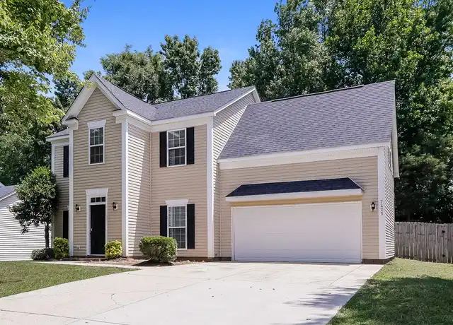 Property at 7425 Heronwood Ln, Charlotte, NC, 28227, 4 beds, 2 baths, [object Object]