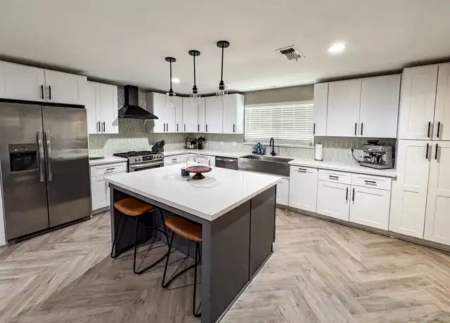 Property at 1189 Southwood Dr, Huntsville, TX, 77340, 3 beds, 2.5 baths, [object Object]