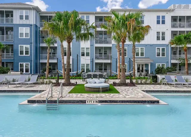Photo of 130 Orlando Breeze CIR, Davenport, FL