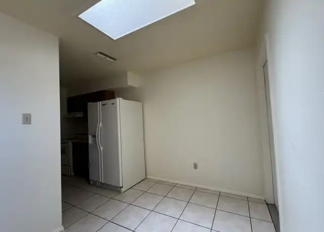 Property at 32 Bent Tree Rd Unit D, Roswell, NM, 88201, 2 beds, 2 baths, [object Object]