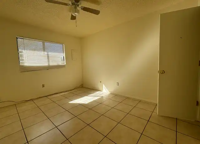 Property at 32 Bent Tree Rd Unit D, Roswell, NM, 88201, 2 beds, 2 baths, [object Object]