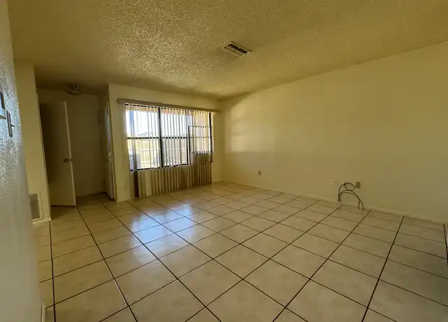 Property at 32 Bent Tree Rd Unit D, Roswell, NM, 88201, 2 beds, 2 baths, [object Object]