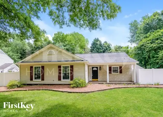 Property at 9115 Glisson Ct, Charlotte, NC, 28210, 3 beds, 2 baths, [object Object]