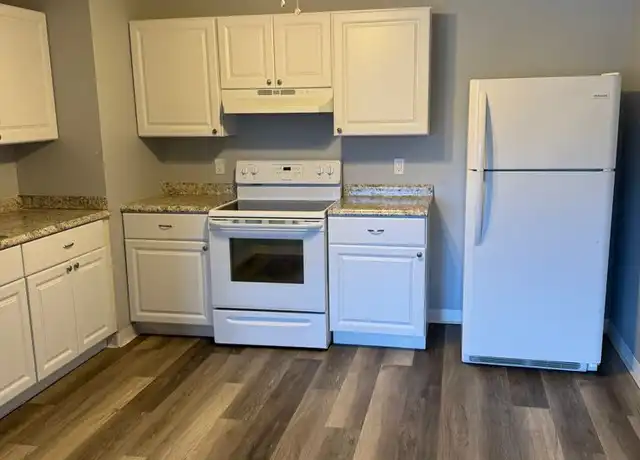 Property at 2111 Christi Ln Unit 2111-7, Belvidere, IL, 61008, 2 beds, 1 bath, [object Object]