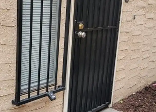 Property at 5196 Golden Ln Unit C, Las Vegas, NV, 89119, 3 beds, 2 baths, [object Object]