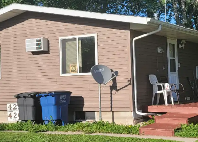 Property at 420 Spruce St Unit 420, Omro, WI, 54963, 2 beds, 1 bath, [object Object]
