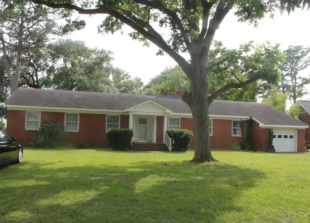 Property at 919 Isabella Avenue Ext, Washington, NC, 27889, 3 beds, 2 baths, [object Object]