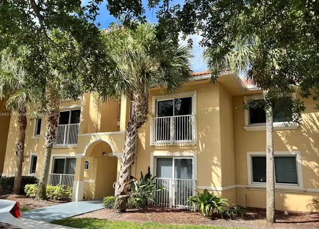 Property at 9907 Westwood Dr Unit 16-2, Tamarac, FL, 33321, 1 bed, 1 bath, [object Object]