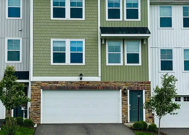 Property at 84 Hawthorne Dr Unit 84, Washington, PA, 15301, 3 beds, 2.5 baths, [object Object]