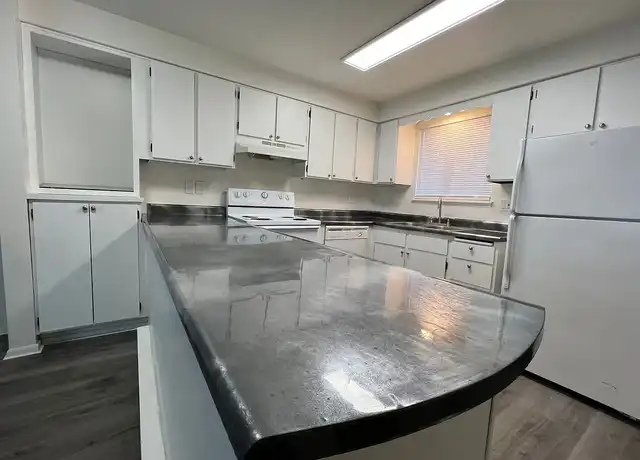 Property at Amberwood Club - 3020 S Clinton Rd, Spokane Valley, WA, 99216, 2 beds, 1 bath, [object Object]