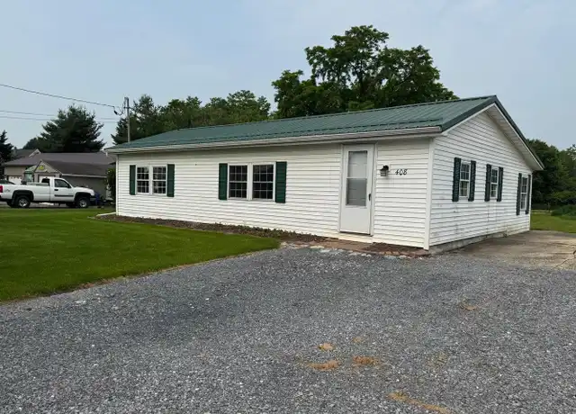 Property at 408 Williamson Rd, Greencastle, PA, 17225, 2 beds, 1 bath, [object Object]
