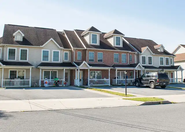 Property at Valley Terrace - 525 W 10th St, Waynesboro, PA, 17268, 3 beds, 1.5 baths, [object Object]
