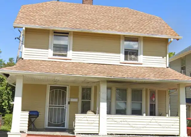 Property at 11121 Continental Ave, Cleveland, OH, 44104, 3 beds, 1 bath, [object Object]