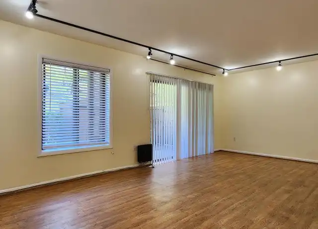 Property at 6934 Hanover Pkwy #100, Greenbelt, MD, 20770, 1 bed, 1 bath, [object Object]