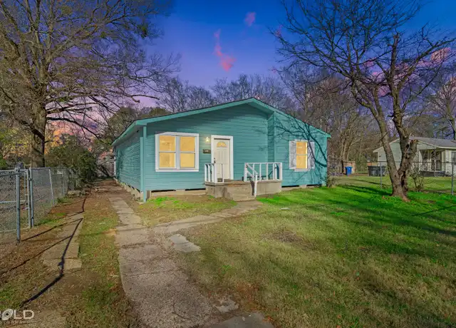Property at 421 W 75th St, Shreveport, LA, 71106, 5 beds, 2 baths, [object Object]