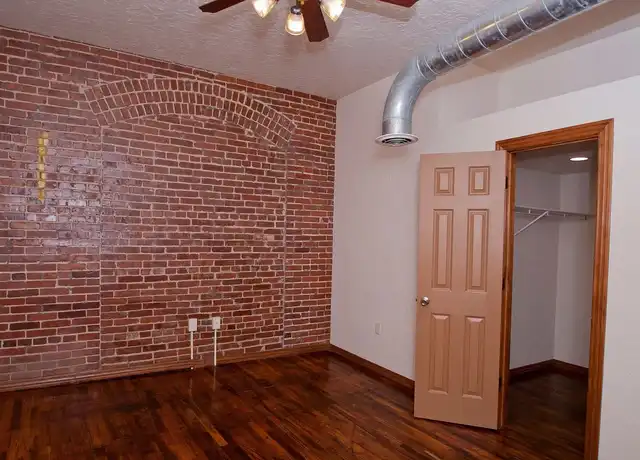 Property at Stoveworks Lofts - 505 N Jefferson Ave, Springfield, MO, 65806, 2-3 beds, 1-2 bath, [object Object]